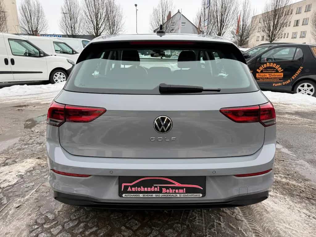 Volkswagen Golf VIII 1.5 TSI Life LED Navi CarPlay Virtual 08/2020-photo-7