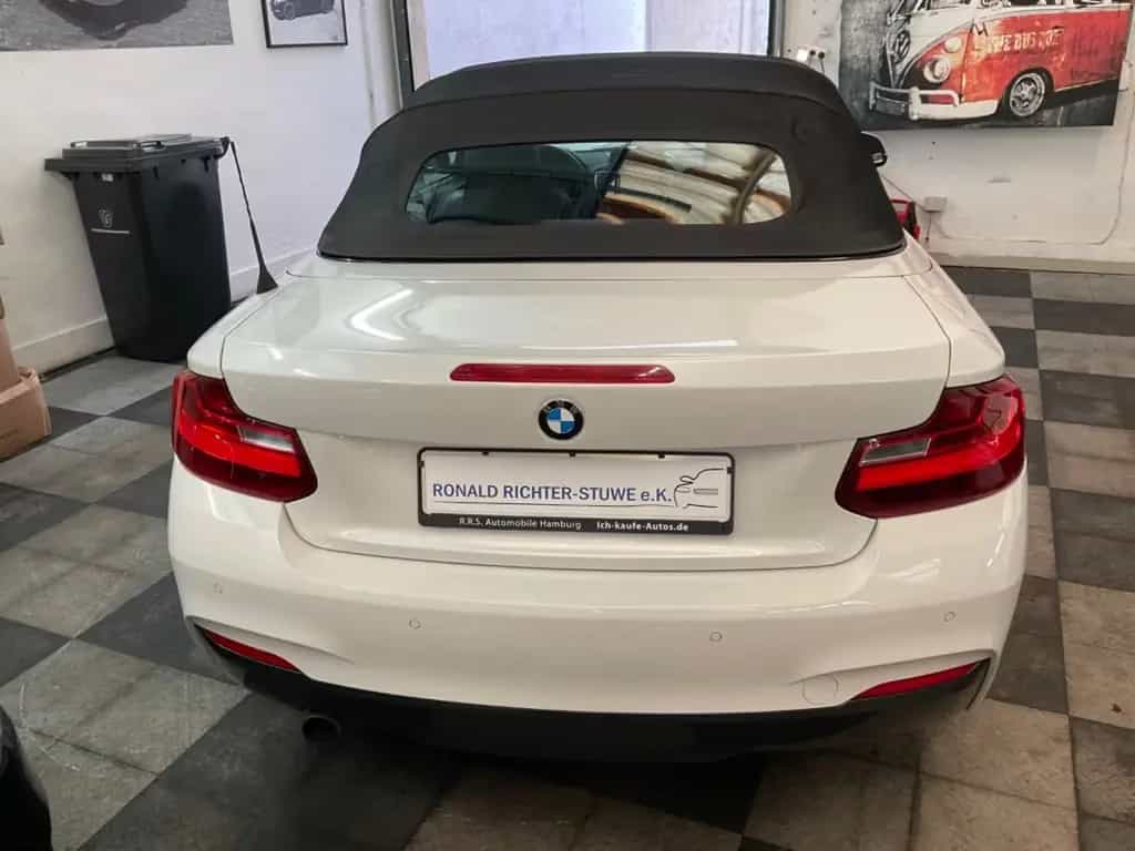 BMW 2 Series 10/2015-photo-2