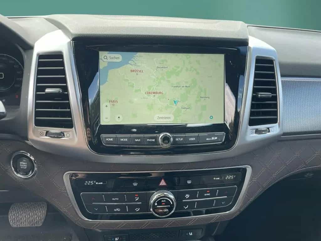 Ssangyong Rexton Rexton AHK+NAVI+GLASDACH+360°+LEDER 06/2022-photo-8