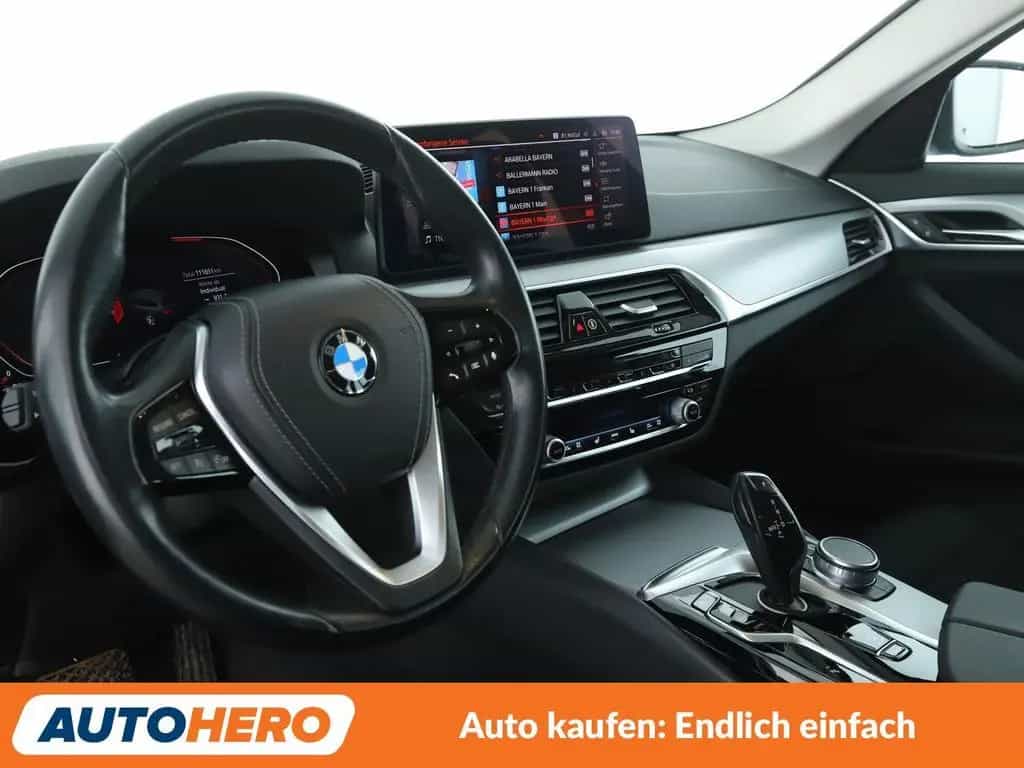BMW 520 5er 520d Aut.*NAVI*TEMPO*LED*PDC*SHZ* 04/2021-photo-10