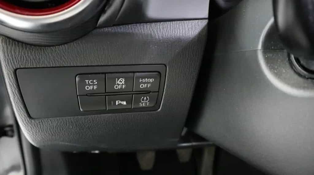Mazda CX-3 150PS *AWD*BOSE*LEDER*AHK*RFK*SHZ*1. HAND* 11/2018-photo-19