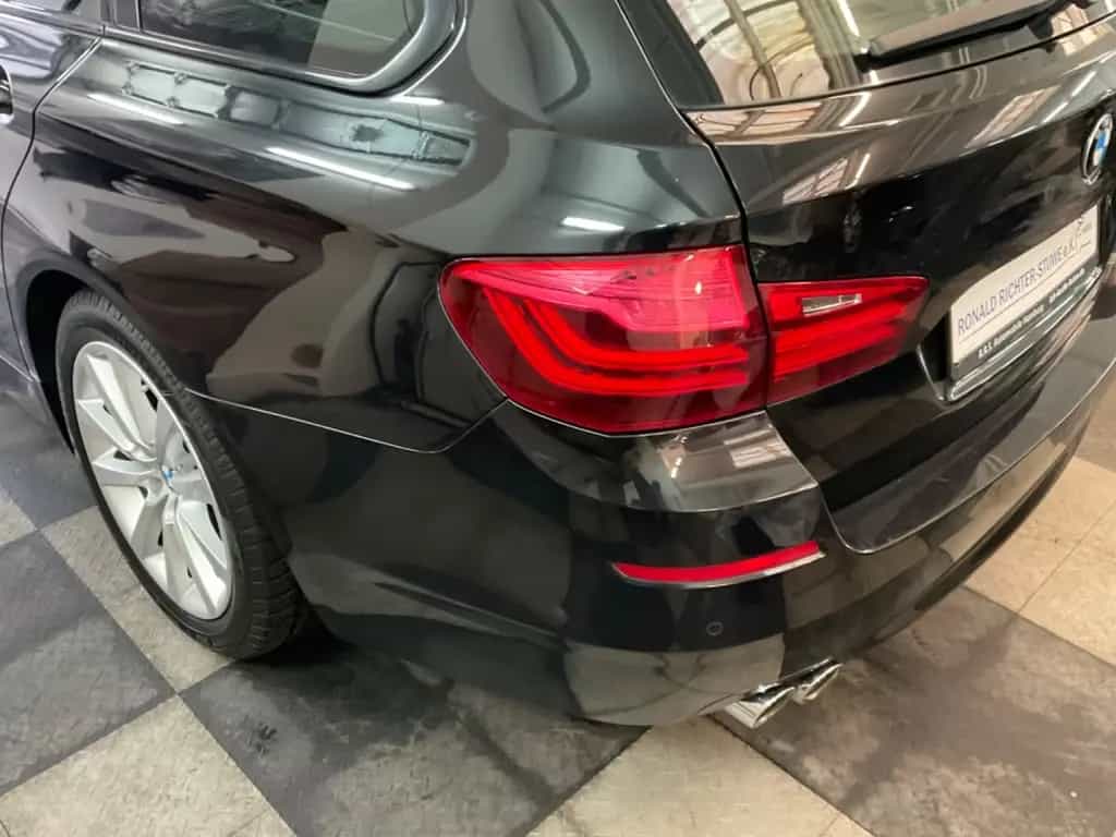 BMW 5 Series 01/2015-photo-10