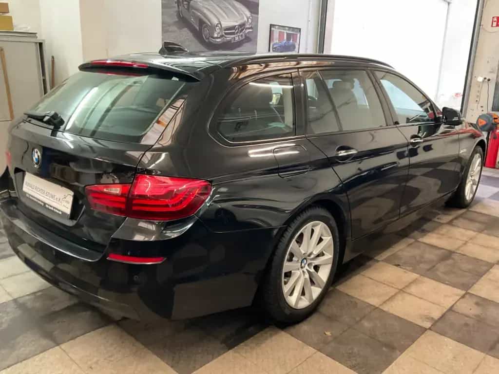BMW 5 Series 01/2015-photo-3