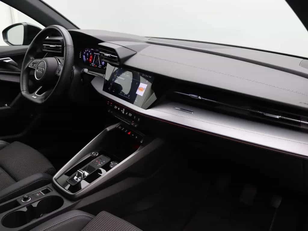 Audi A3 Sportback S-Line 30 TFSI S-tronic / LED, RFK 12/2023-photo-8