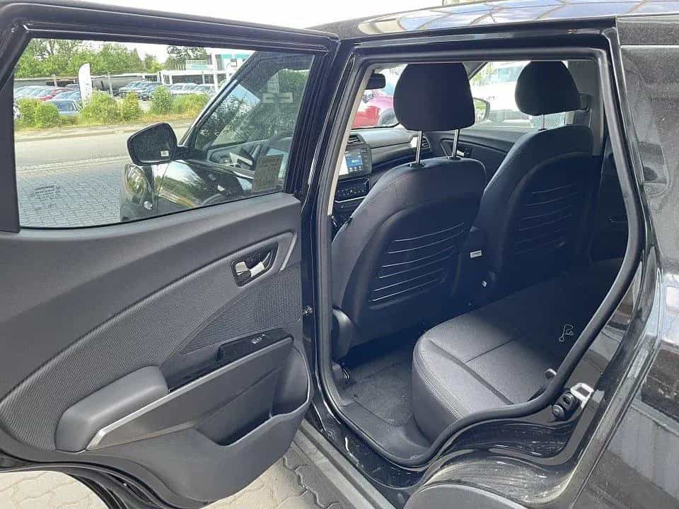KGM Tivoli 1.5 T-GDi Essential null-photo-12