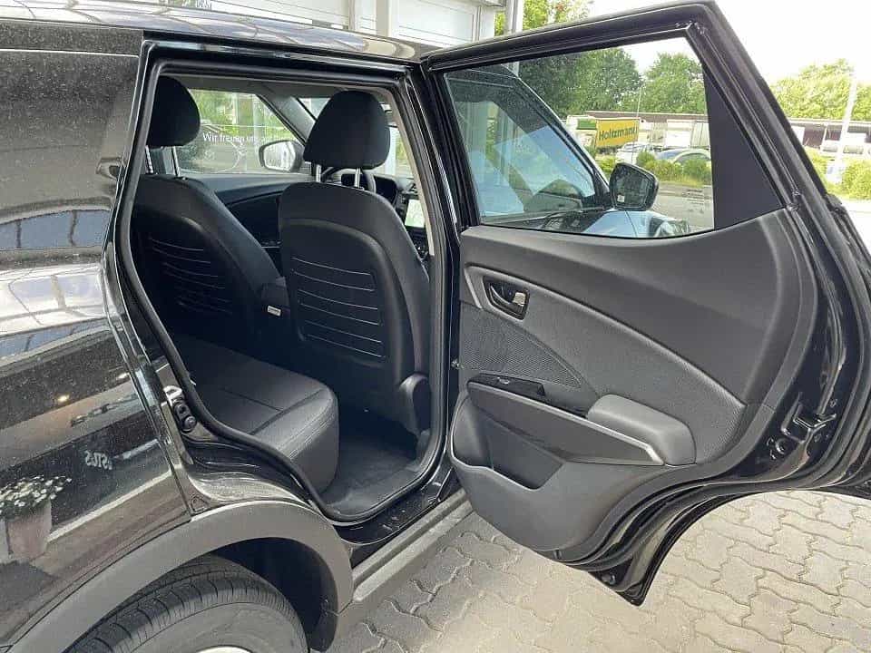 KGM Tivoli 1.5 T-GDi Essential null-photo-14