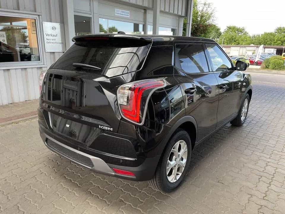 KGM Tivoli 1.5 T-GDi Essential null-photo-2