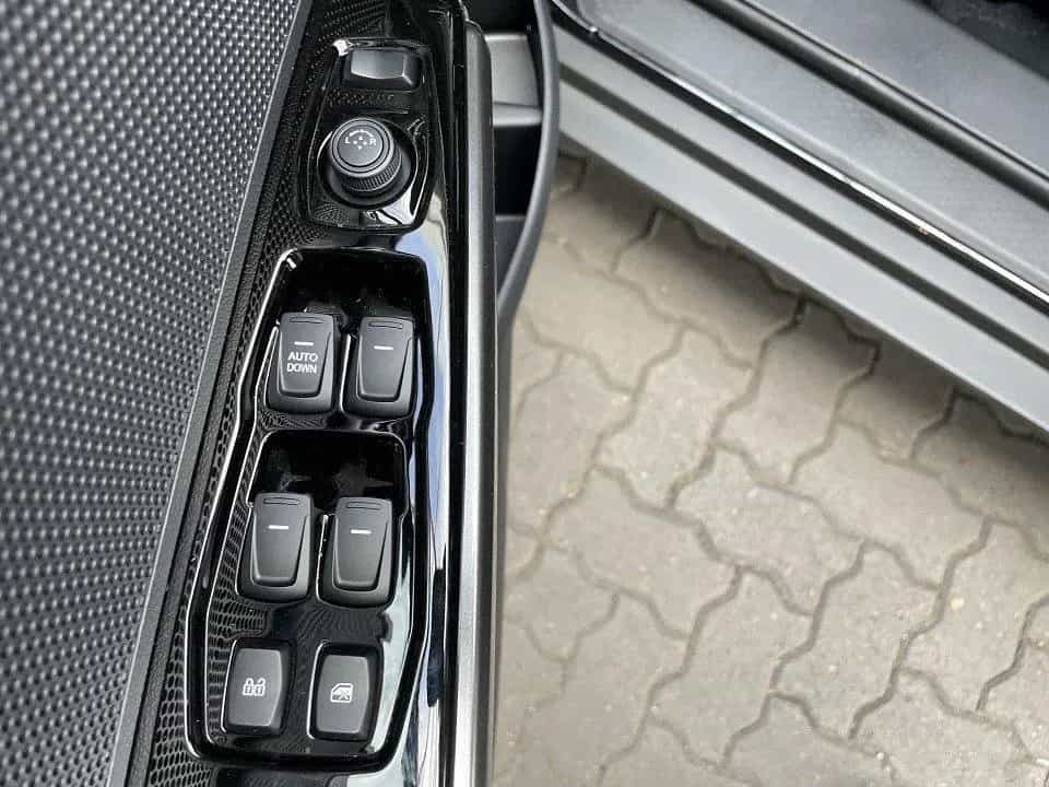 KGM Tivoli 1.5 T-GDi Essential null-photo-5