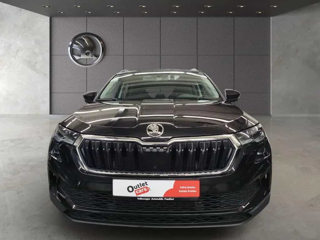 Skoda Karoq 1.5 TSI DSG Selection DAB LED Navi Panoram 06/2025-photo-1