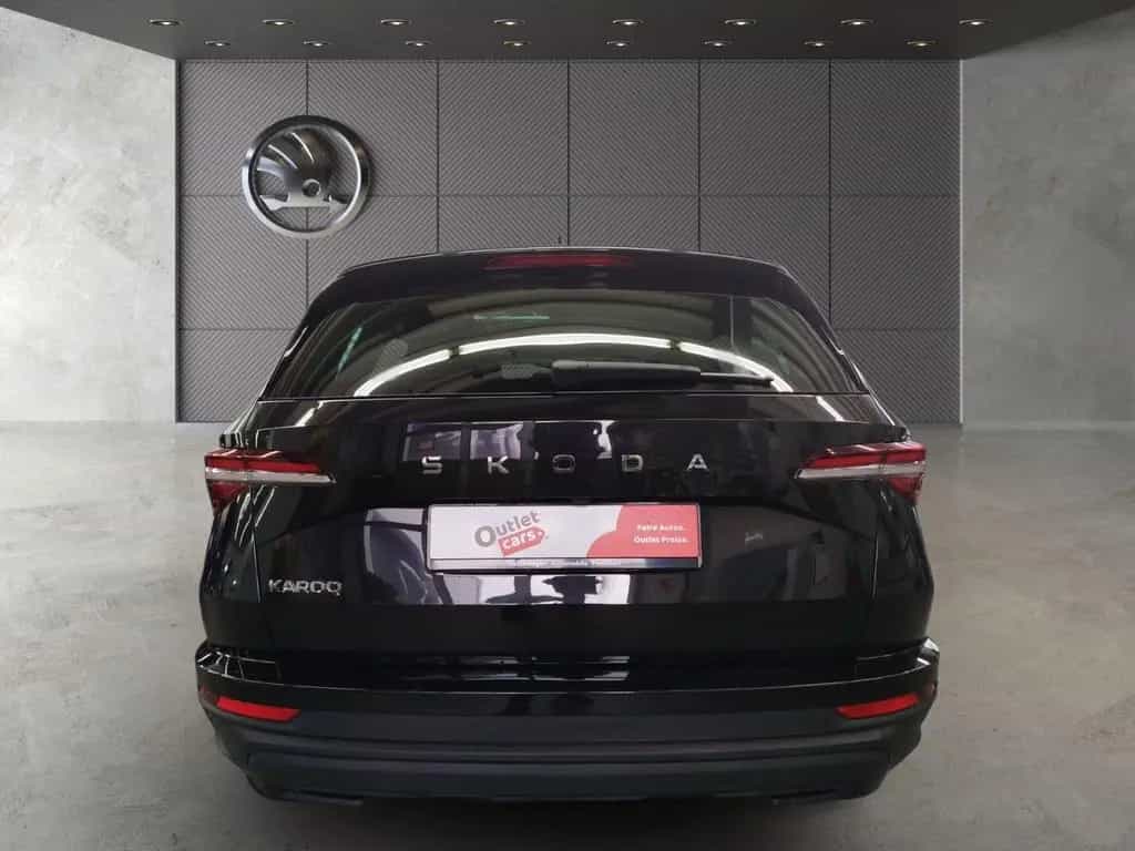 Skoda Karoq 1.5 TSI DSG Selection DAB LED Navi Panoram 06/2025-photo-5