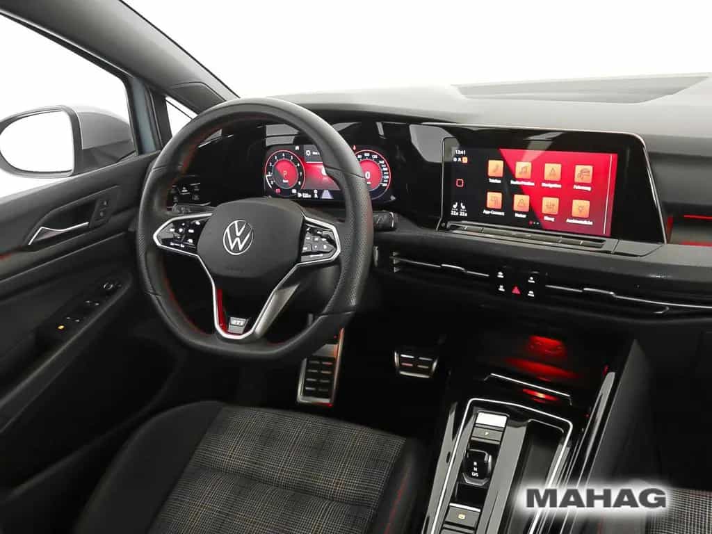 Volkswagen Golf VIII GTI 2.0 TSI LED+Navi ParkPilot Standhz 02/2024-photo-11