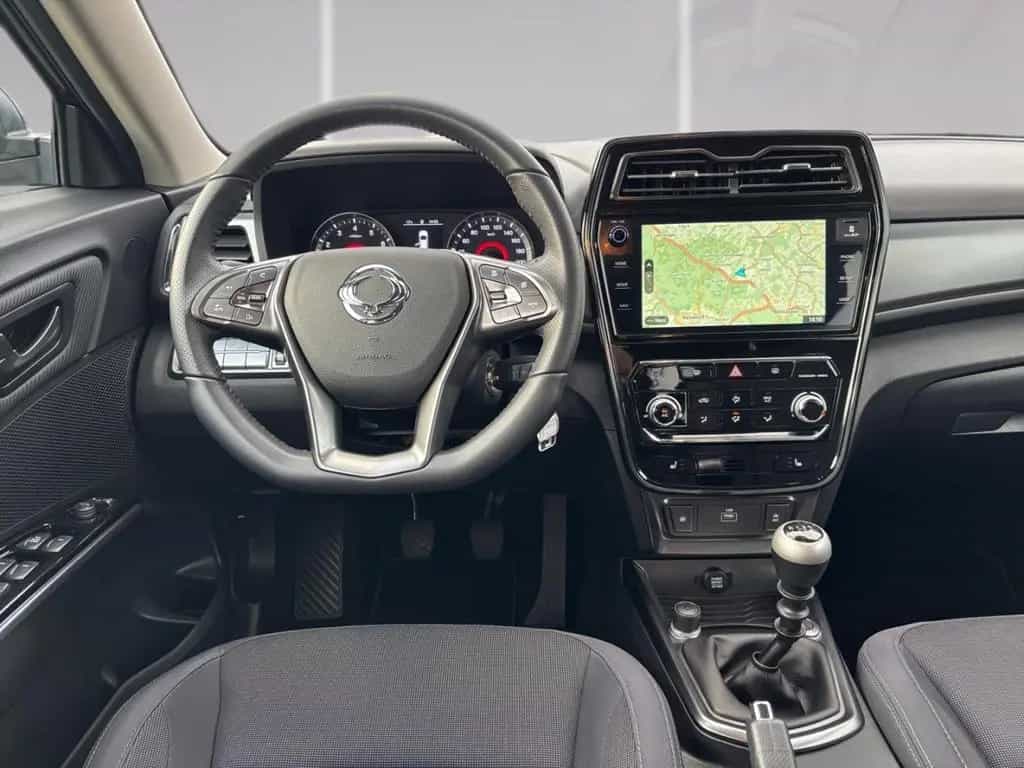 Ssangyong Tivoli 1,5l Quartz Navi, Klima 163PS Kamera 11/2024-photo-14