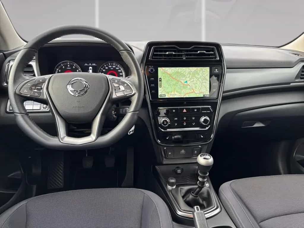 Ssangyong Tivoli 1,5l Quartz Navi, Klima 163PS Kamera 11/2024-photo-15