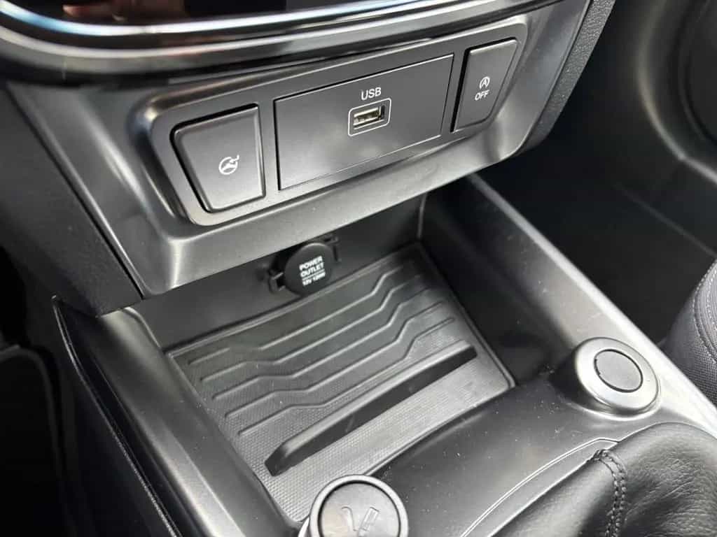 Ssangyong Tivoli 1,5l Quartz Navi, Klima 163PS Kamera 11/2024-photo-18