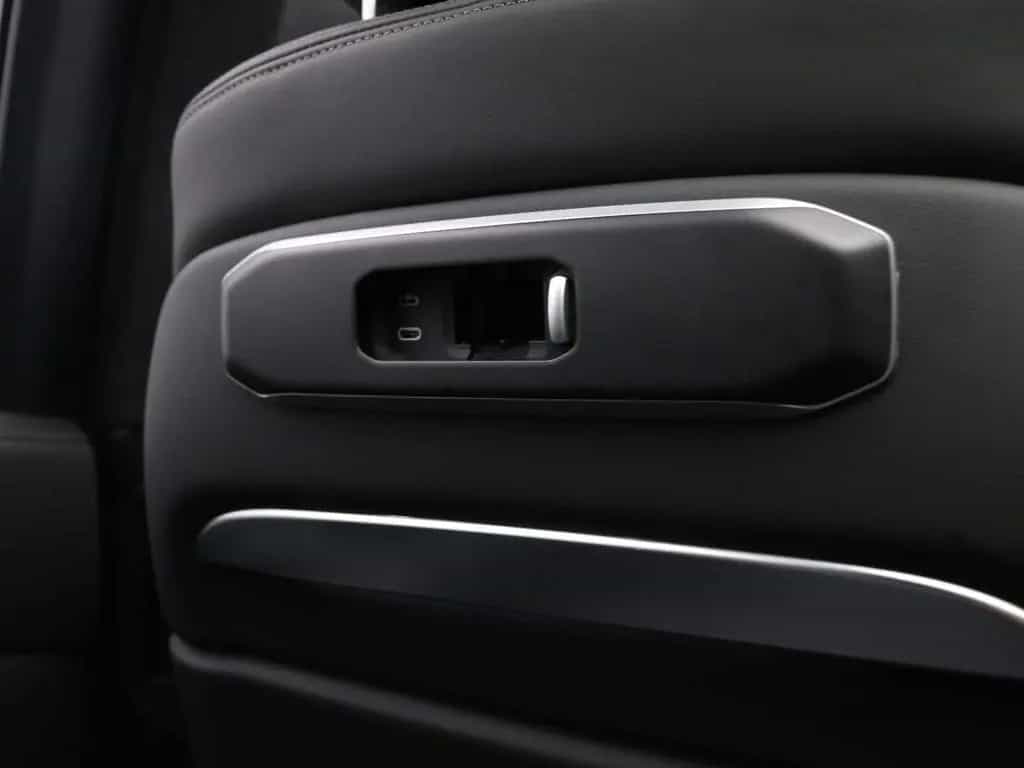 ALPINA XB7 SWITCH-TRONIC Allrad - ALPINA Blau II 08/2025-photo-19