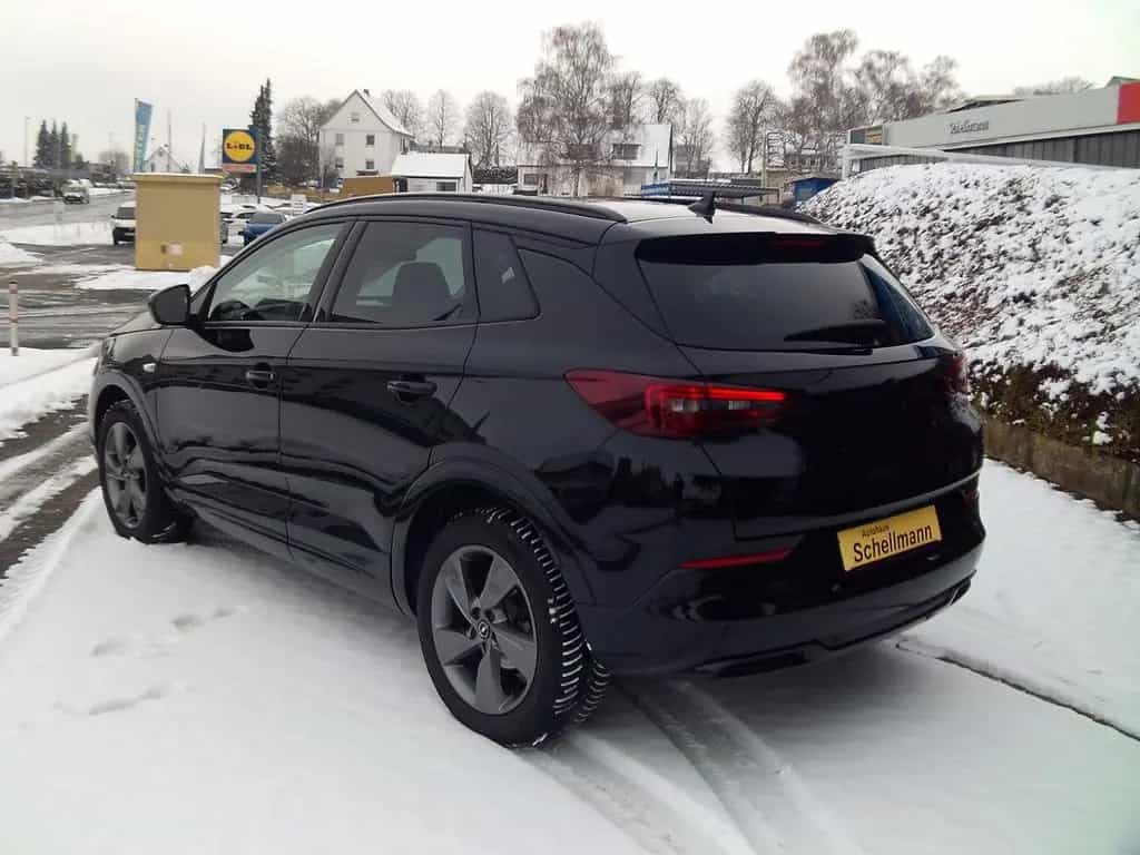 Opel Grandland GS VollLED ACC SHZ LHZ 360 Navi AT 10/2024-photo-3