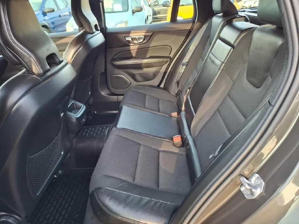 Volvo V60 Kombi Momentum Pro*Autom.*AppleCar*Navi*Kame 10/2019-photo-19