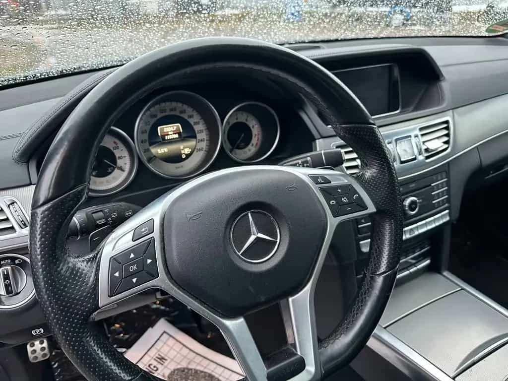 Mercedes-Benz E 500 T AMG Line 06/2016-photo-10