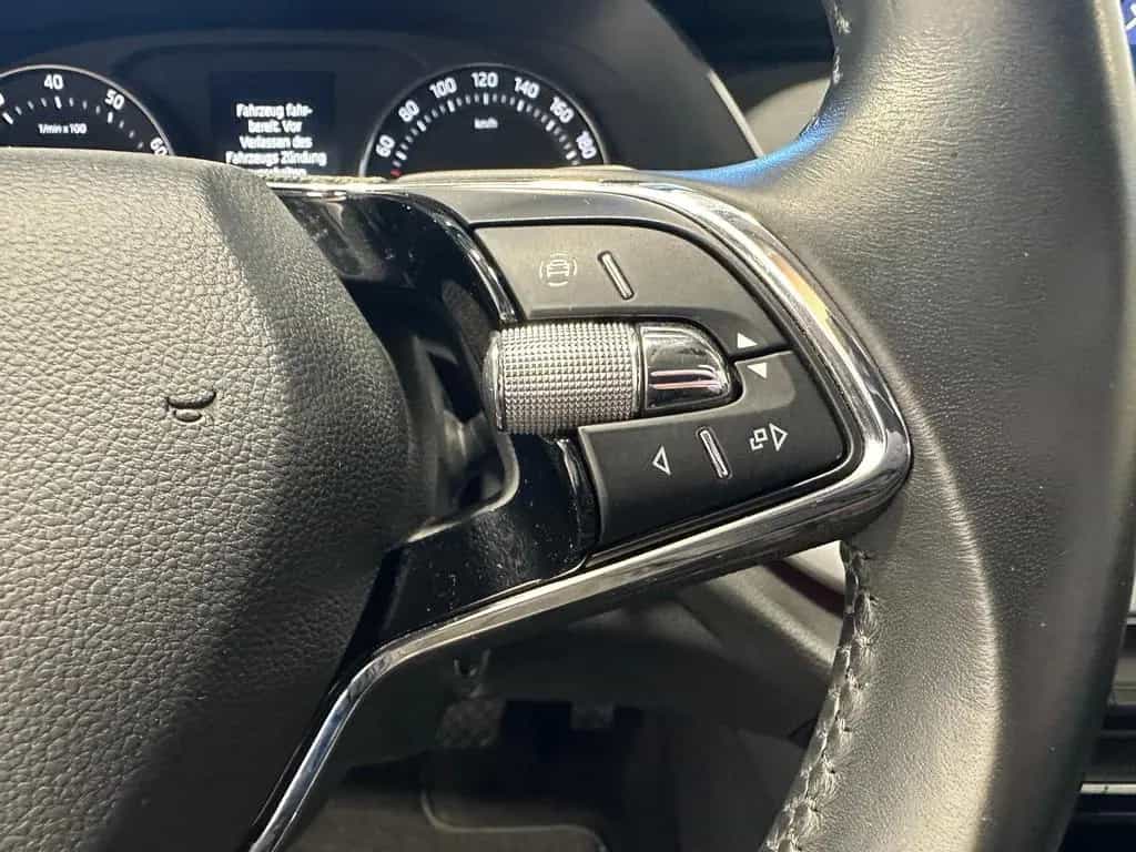 Skoda Octavia Combi 1.5 TSI e-TEC Clever LED|AHK|SHZ|R 12/2021-photo-14