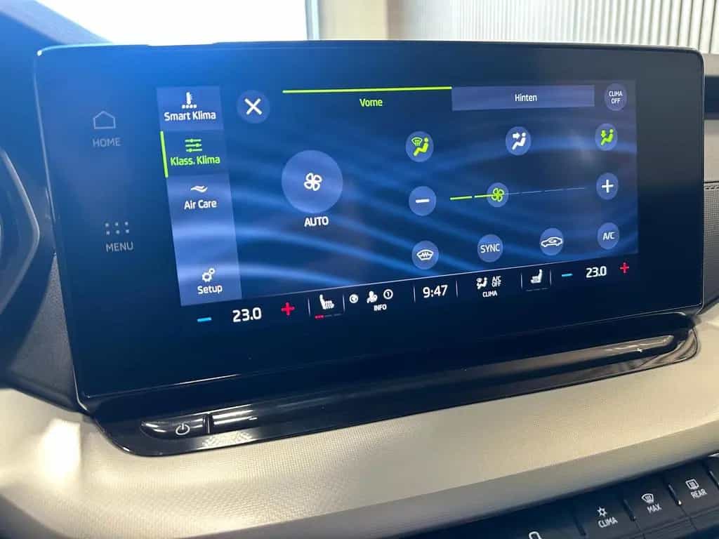 Skoda Octavia Combi 1.5 TSI e-TEC Clever LED|AHK|SHZ|R 12/2021-photo-17