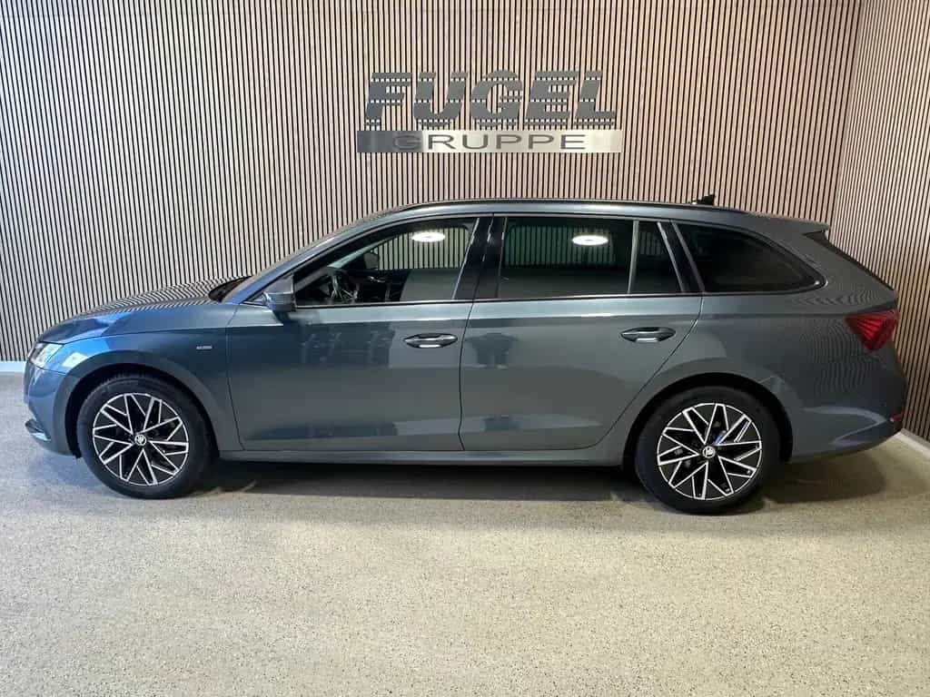 Skoda Octavia Combi 1.5 TSI e-TEC Clever LED|AHK|SHZ|R 12/2021-photo-2