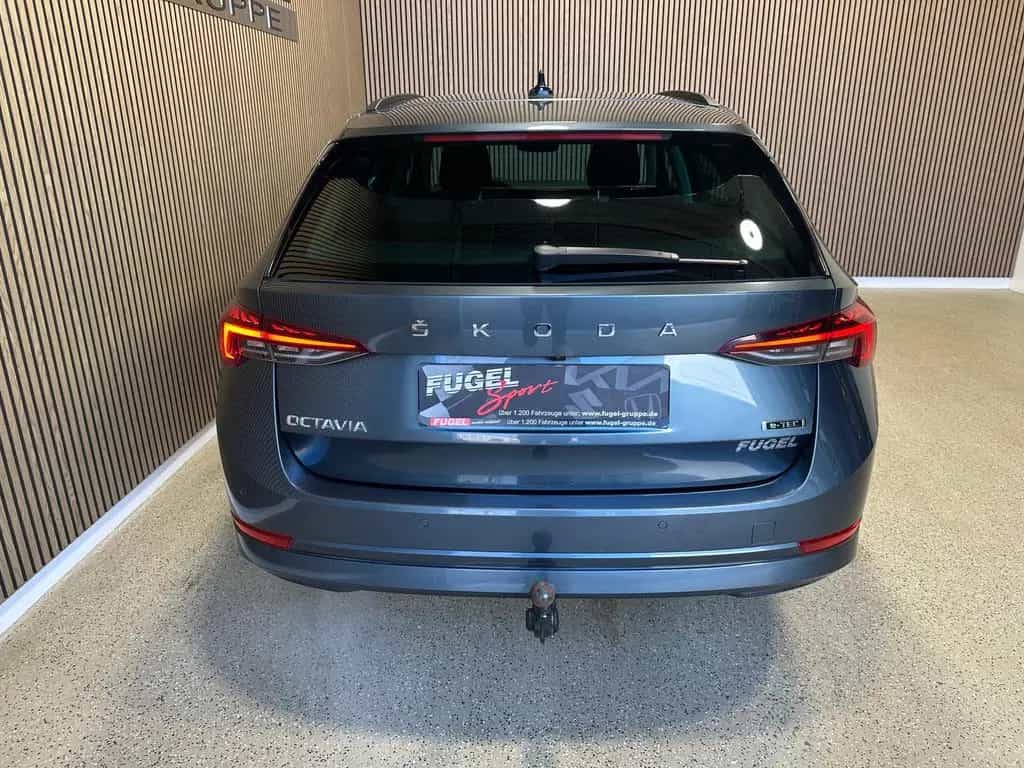 Skoda Octavia Combi 1.5 TSI e-TEC Clever LED|AHK|SHZ|R 12/2021-photo-28