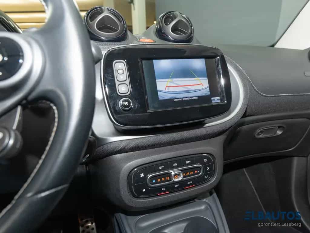 Smart ForTwo coupé BRABUS Xclusive Nav/Pano/Kamera/JBL 08/2018-photo-17