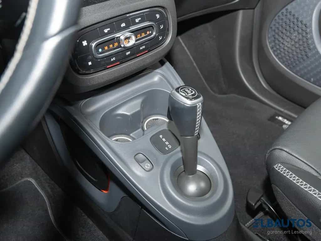 Smart ForTwo coupé BRABUS Xclusive Nav/Pano/Kamera/JBL 08/2018-photo-19