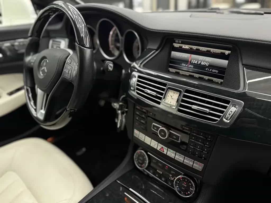 Mercedes-Benz CLS 500 Shooting Brake V8 4Matic AMG, Voll! 11/2013-photo-19