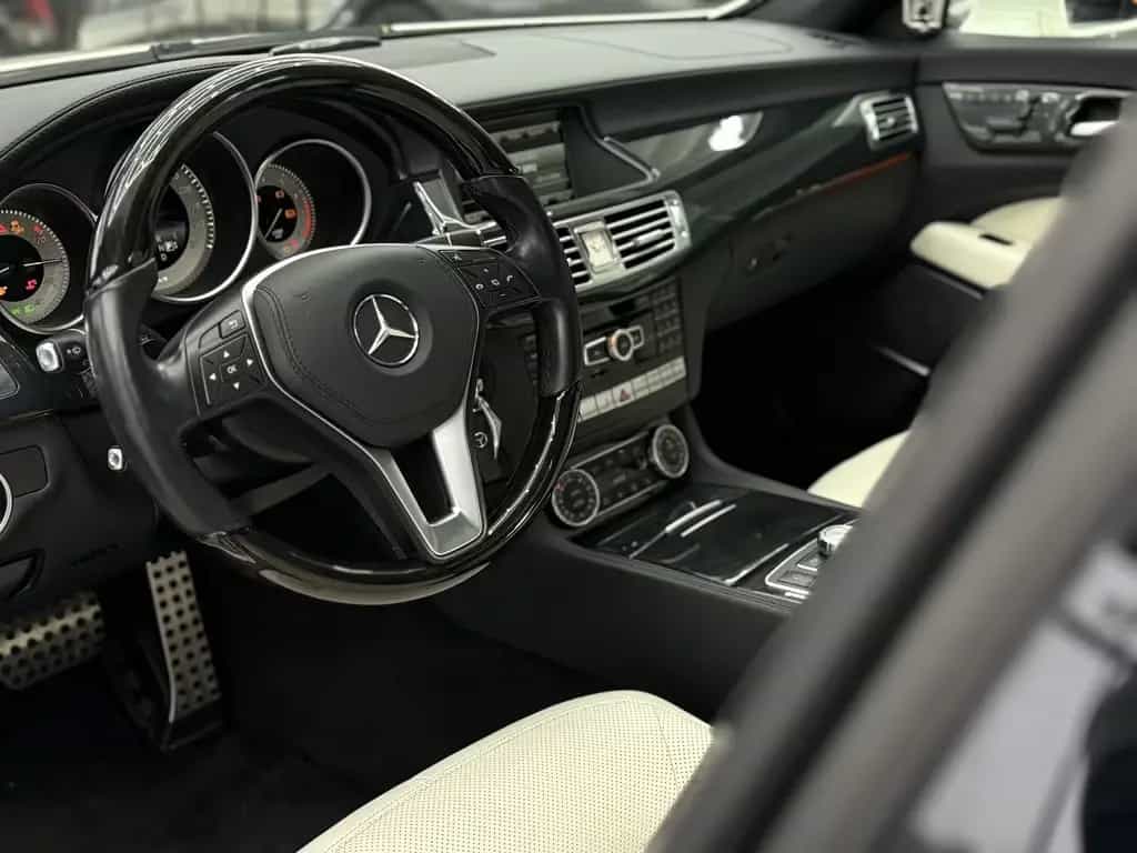 Mercedes-Benz CLS 500 Shooting Brake V8 4Matic AMG, Voll! 11/2013-photo-5