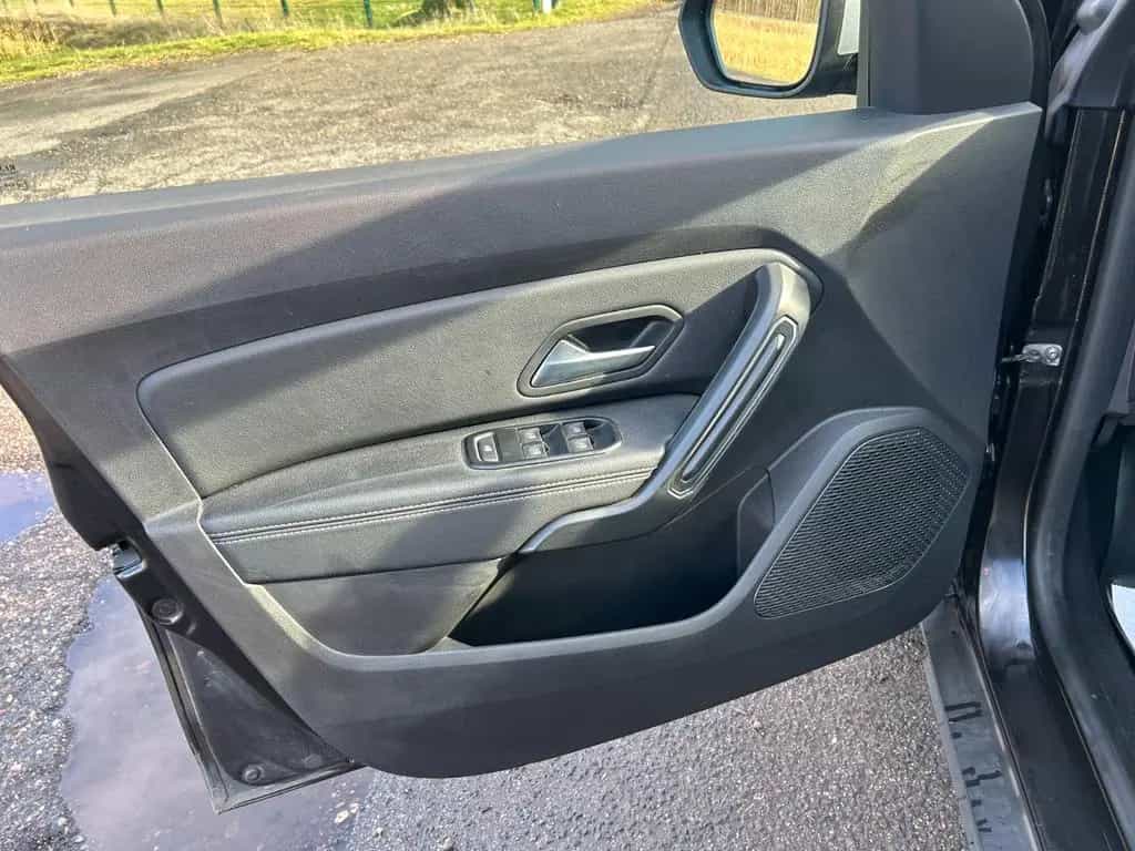 Dacia Duster Prestige TCe 130 Navi Kamera SHZ Keyless 06/2022-photo-13