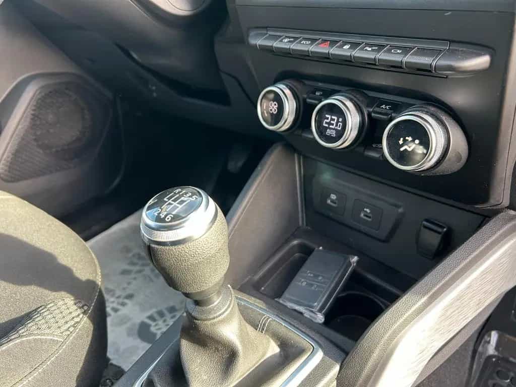 Dacia Duster Prestige TCe 130 Navi Kamera SHZ Keyless 06/2022-photo-22