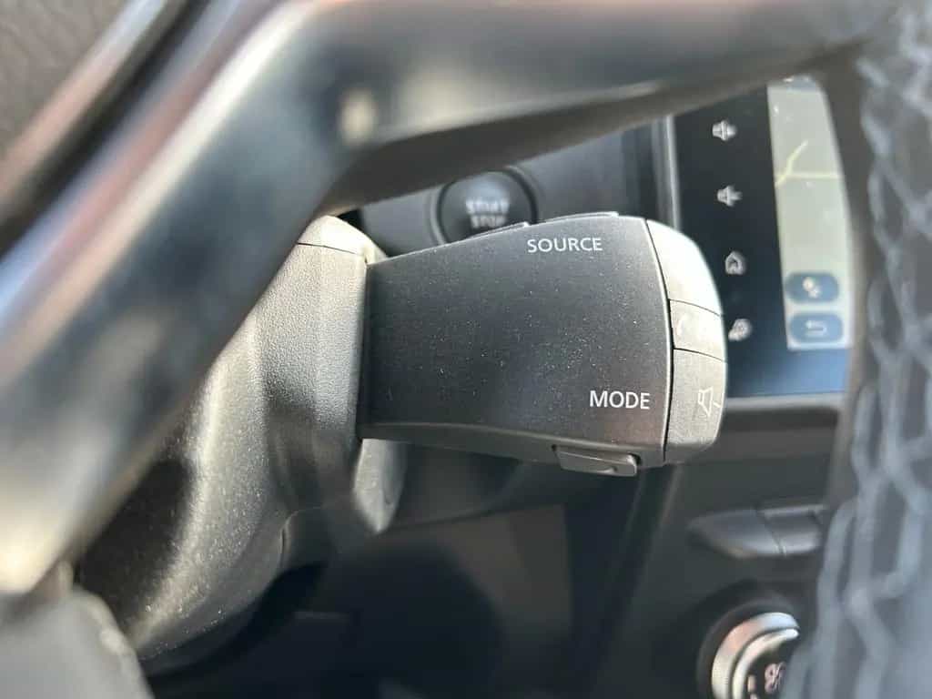 Dacia Duster Prestige TCe 130 Navi Kamera SHZ Keyless 06/2022-photo-26