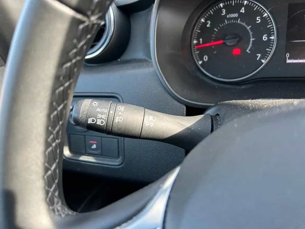 Dacia Duster Prestige TCe 130 Navi Kamera SHZ Keyless 06/2022-photo-27
