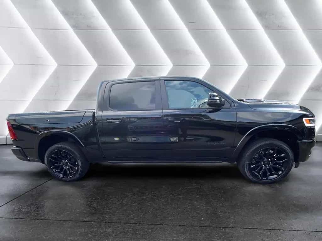 Dodge RAM 1500 Limited Night Tailgate*Head UP*Massage 11/2024-photo-4