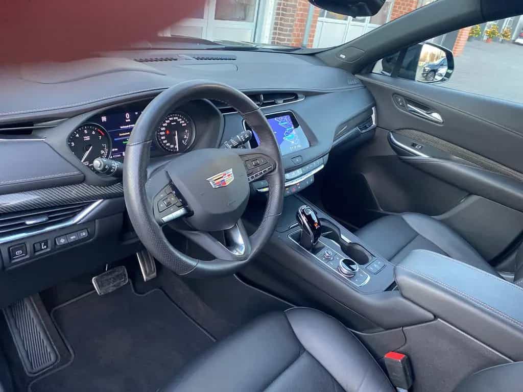 Cadillac XT4 2.0 T Sport AWD Dig.Cockpit HUD LED AHK V+H 06/2022-photo-13