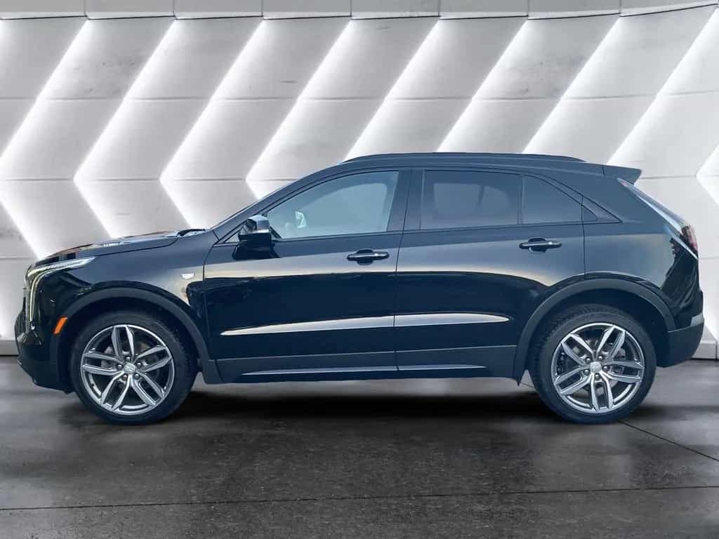 Cadillac XT4 2.0 T Sport AWD Dig.Cockpit HUD LED AHK V+H 06/2022-photo-9