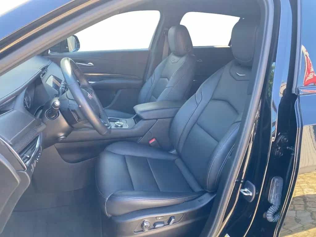 Cadillac XT4 2.0 T Sport AWD AHK+360 Kamera+Navi 07/2023-photo-10