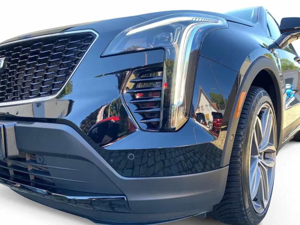 Cadillac XT4 2.0 T Sport AWD AHK+360 Kamera+Navi 07/2023-photo-4