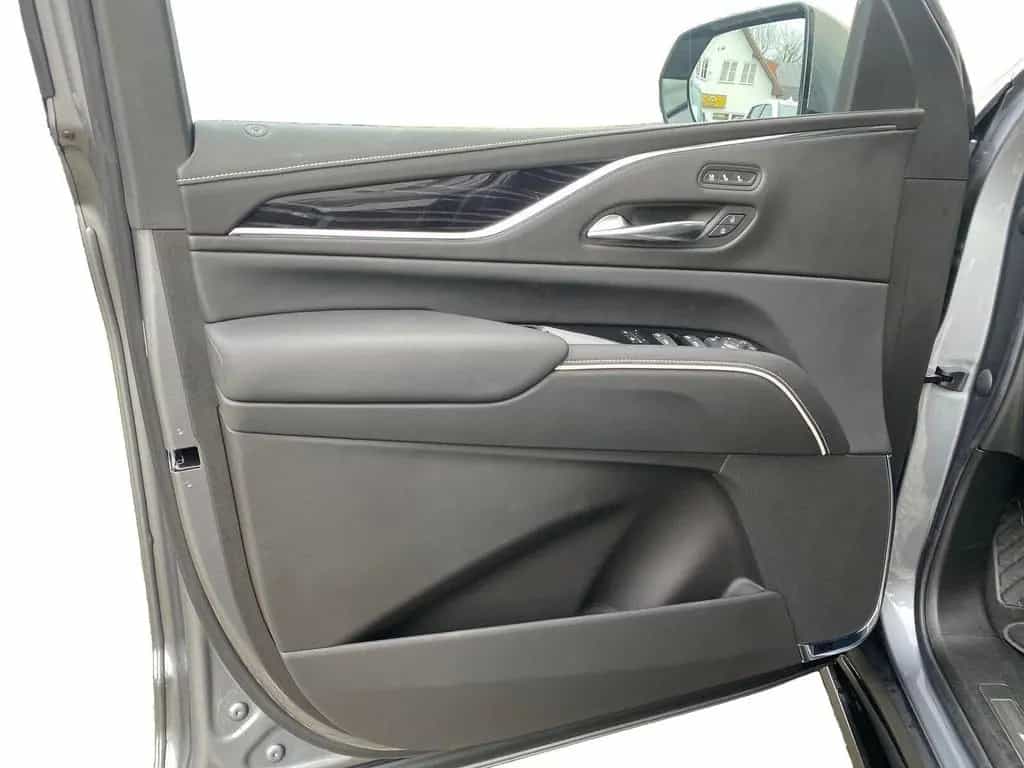 Cadillac Escalade Sport 6.2 V8 AWD Luftfahrw.*EU-Navi 06/2023-photo-20