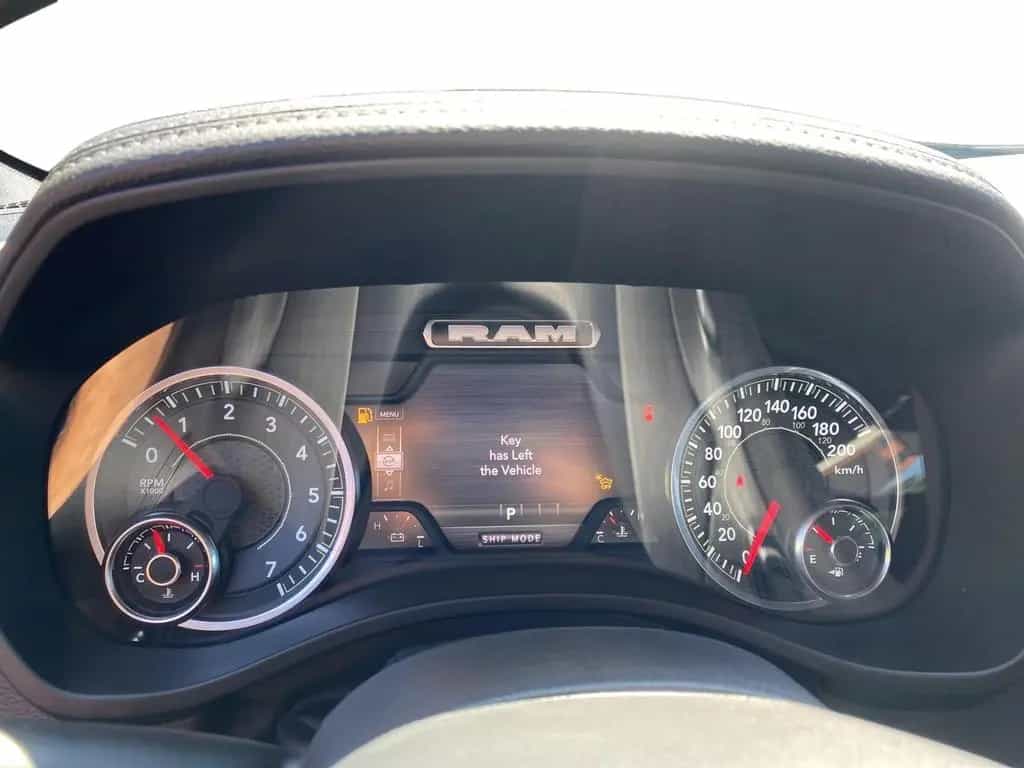 Dodge RAM 1500 Laramie Sport NAP-Bügel*Bakflip 07/2025-photo-13
