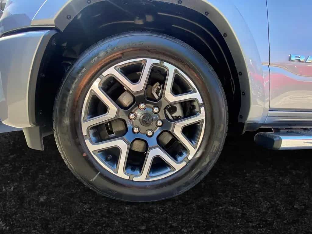 Dodge RAM 1500 Laramie Sport NAP-Bügel*Bakflip 07/2025-photo-9