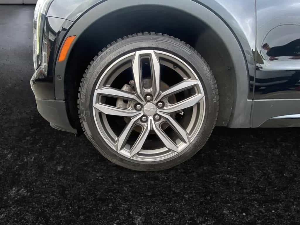 Cadillac XT4 2.0 T Sport AWD AHK+360 Kamera+Navi 07/2023-photo-9