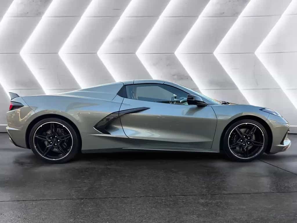 Corvette C8 Cabrio 3LT Z51 *Front Lift*Magnetic Ride* 12/2022-photo-4