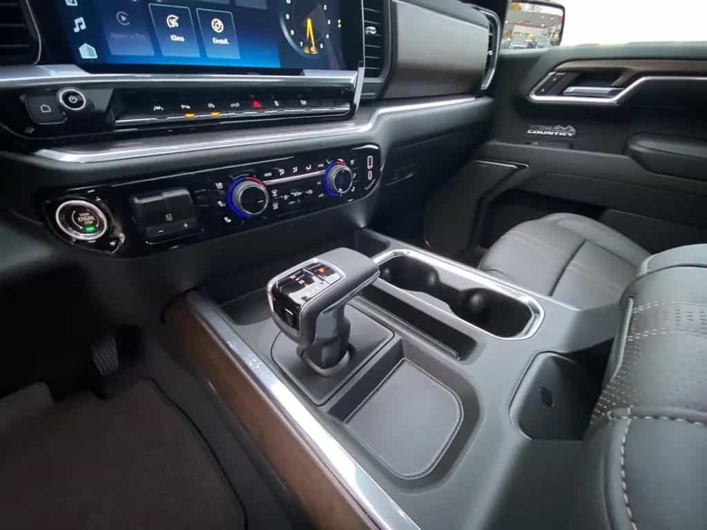 Chevrolet Silverado 1500 4WD High Country 3.0 TD MY25 null-photo-16