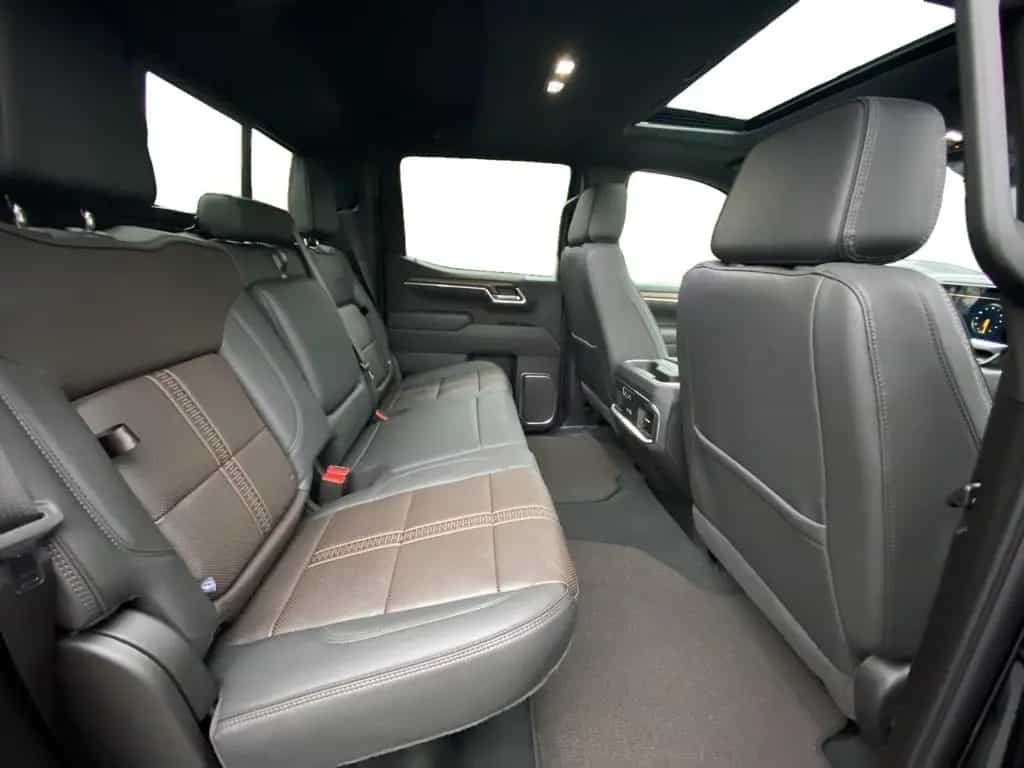 Chevrolet Silverado 1500 4WD High Country 3.0 TD MY25 null-photo-18