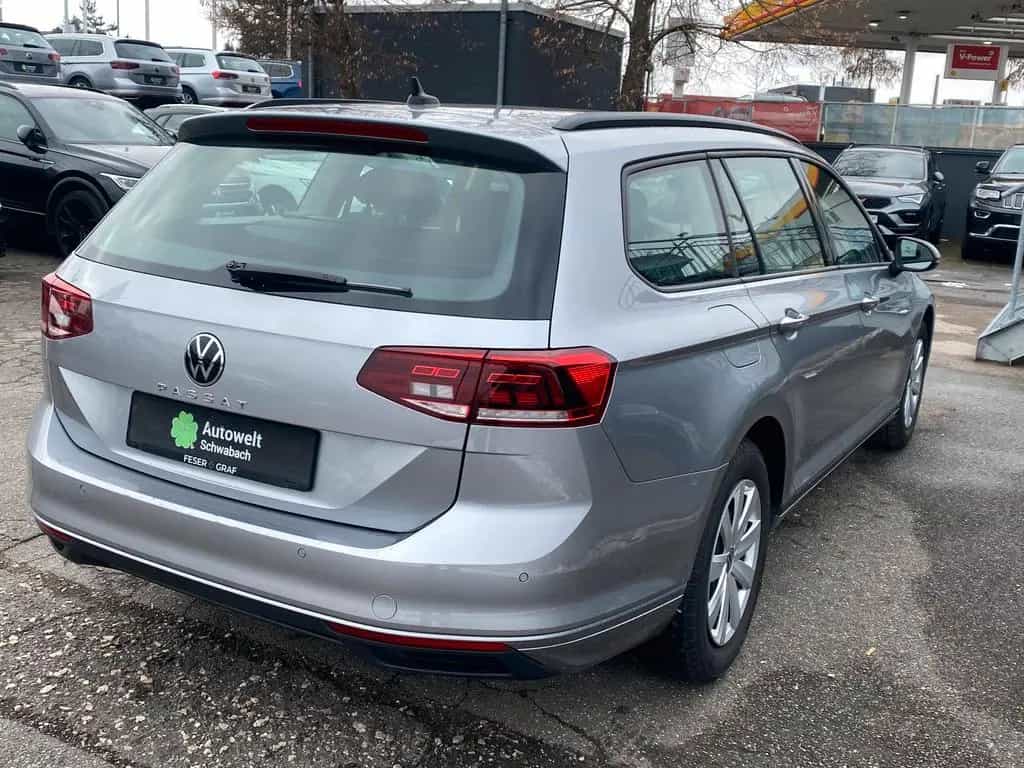 Volkswagen Passat Variant 1.5 TSI ACC PDC KAM NAVI LED SHZ 07/2022-photo-5