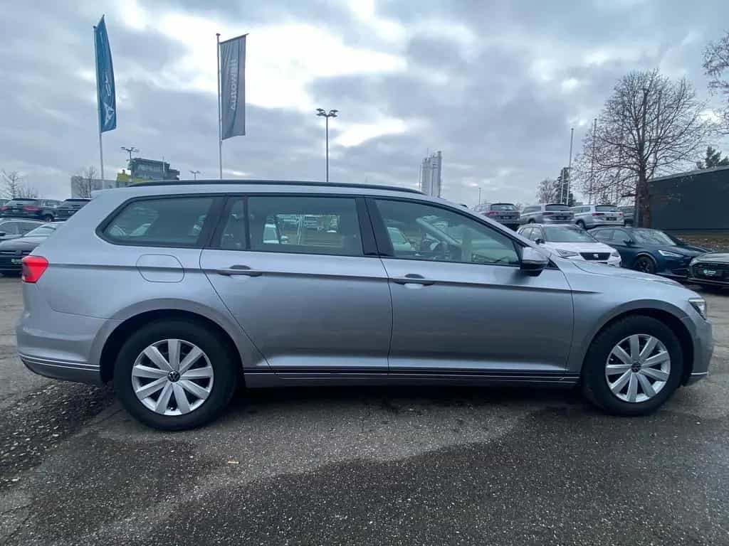 Volkswagen Passat Variant 1.5 TSI ACC PDC KAM NAVI LED SHZ 07/2022-photo-6