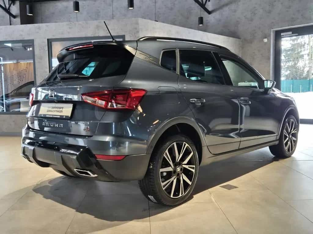 Seat Arona FR Black Edition 1.0 TSI 110 PS 7-Gang-DSG 06/2021-photo-8