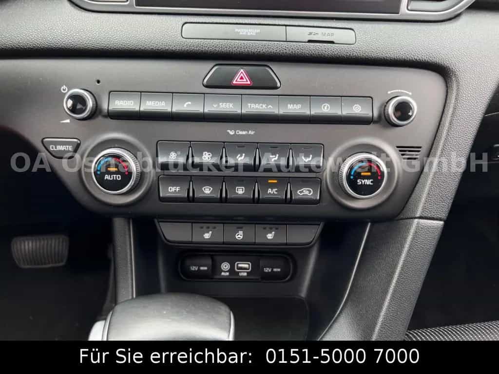 Kia Sportage Vision 4x4 2.0CRDi Automatik Kamera BT 07/2017-photo-19